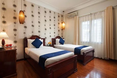 Deluxe Twin Room — Hanoi Golden Moon Hotel & Travel